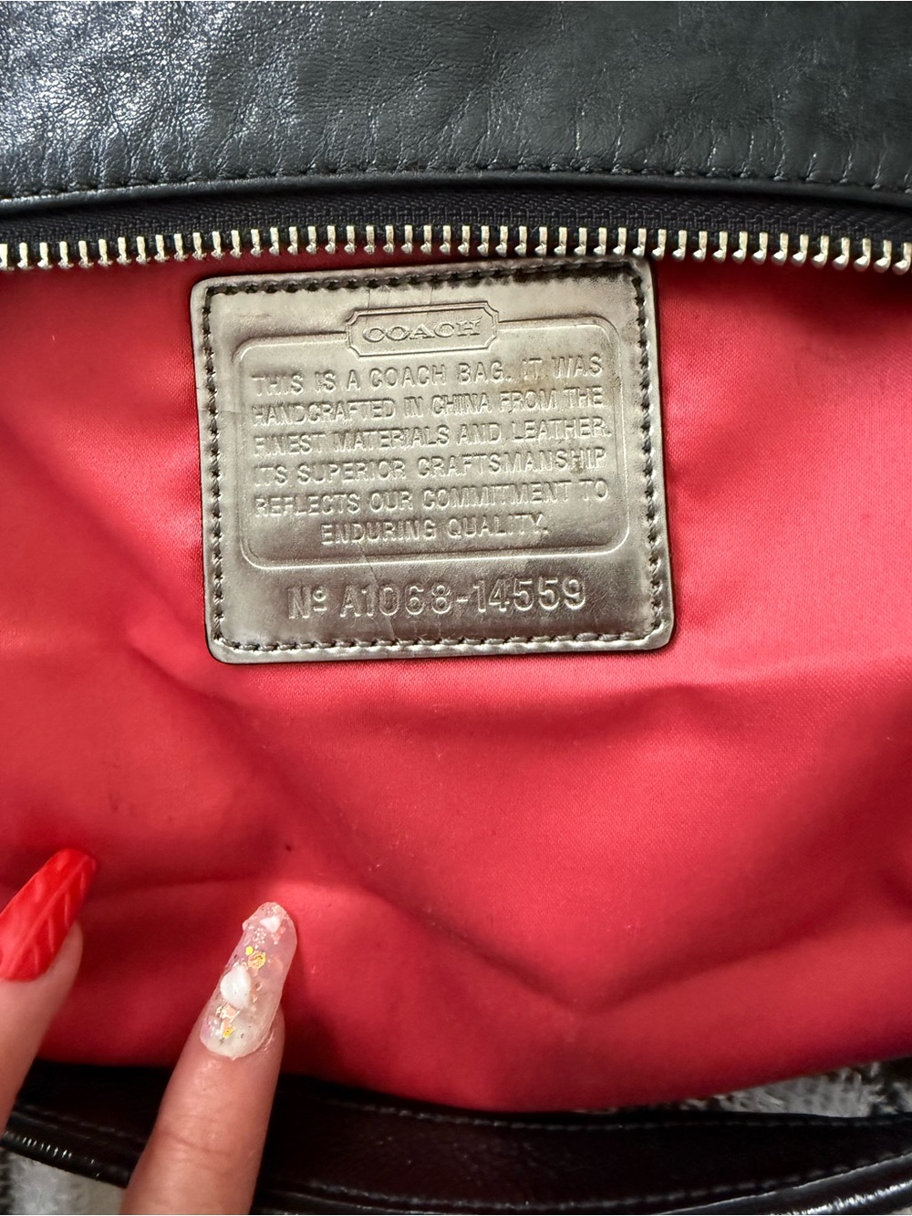 Coach POPPY Black Leather Shoulder Bag with Silver Hardware & 3 Coach Charms - Picture 5 of 6